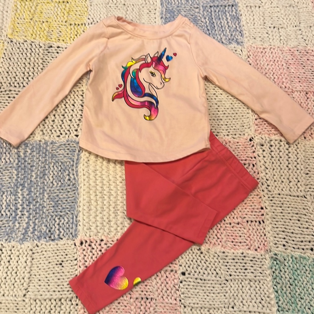 12 mo, Members Mark pant & top- fun play set.Unicorn & hearts👼